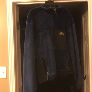 Mountain hardware jacket